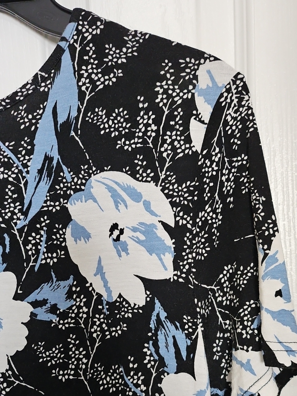 Cathy Women's XL Black Blue Floral Faux Wrap Midi Dress Short Sleeve Stretch - Picture 9 of 11